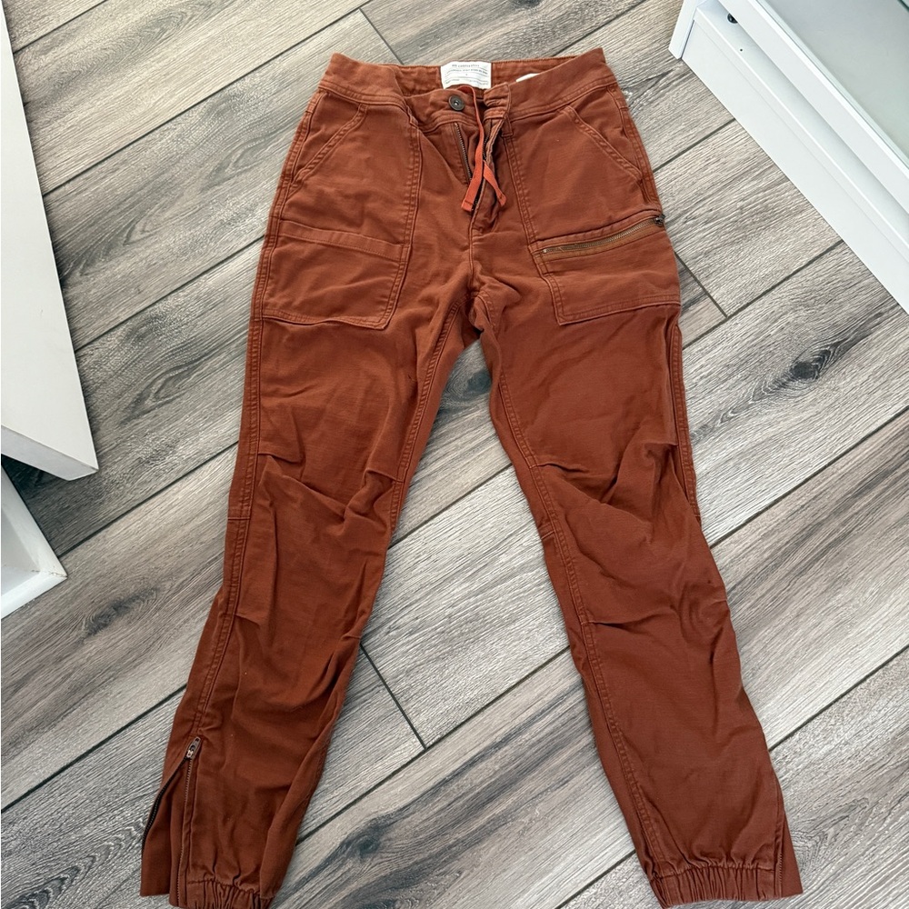 REI Brown Cargo Pants Relaxed Fit Elastic Cuffs